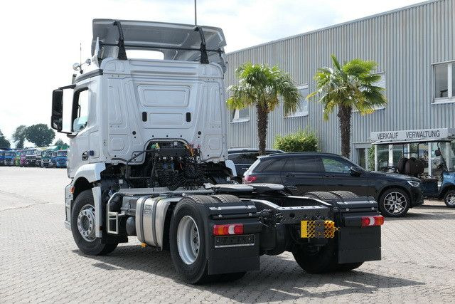 Mercedes-Benz 1836 LS Actros 4x2, ADR, Navi, Klima, 2.000km - Cabeza tractora: foto 5 Mercedes-Benz 1836 LS Actros 4x2, ADR, Navi, Klima, 2.000km - Cabeza tractora: foto 5