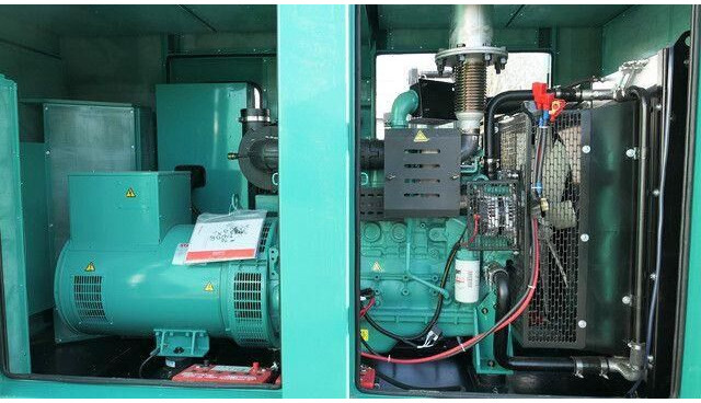 Generador industriale Cummins 250 kVA,Stromgenerator,Sofort verfügbar: foto 9