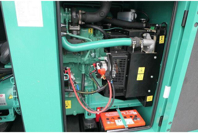 Cummins Stromgenerator,30 kVA,Mehrfach auf Lager - Generador industriale: foto 3 Cummins Stromgenerator,30 kVA,Mehrfach auf Lager - Generador industriale: foto 3