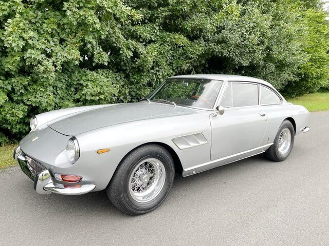 Ferrari 330 GT Coupe 2+2/TÜV neu/H-Zulassung - Coupé: foto 1 Ferrari 330 GT Coupe 2+2/TÜV neu/H-Zulassung - Coupé: foto 1