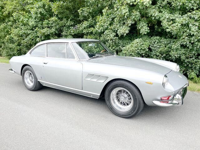 Ferrari 330 GT Coupe 2+2/TÜV neu/H-Zulassung - Coupé: foto 2 Ferrari 330 GT Coupe 2+2/TÜV neu/H-Zulassung - Coupé: foto 2