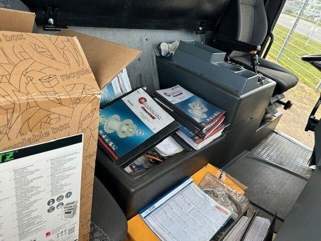 Grove GMK6300 KRAN 300/330 Tonnen - Grúa torre: foto 4 Grove GMK6300 KRAN 300/330 Tonnen - Grúa torre: foto 4