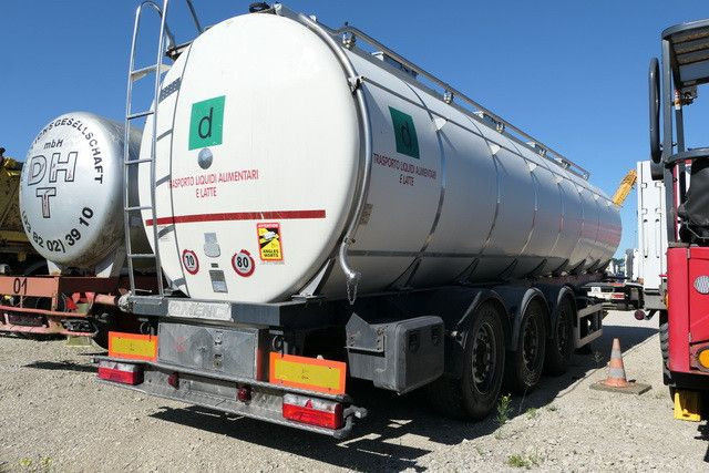 Menci SA 105/Lebensmittel/32.000 ltr./Iso/Spülleitung - Semirremolque cisterna: foto 2 Menci SA 105/Lebensmittel/32.000 ltr./Iso/Spülleitung - Semirremolque cisterna: foto 2