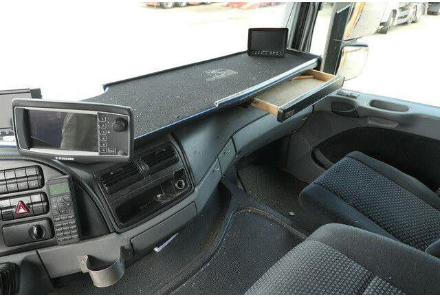 Camión de basura Mercedes-Benz 2532 L Actros 6x2, Faun, Zöller, 24m³, MP3, AC: foto 10 Camión de basura Mercedes-Benz 2532 L Actros 6x2, Faun, Zöller, 24m³, MP3, AC: foto 10