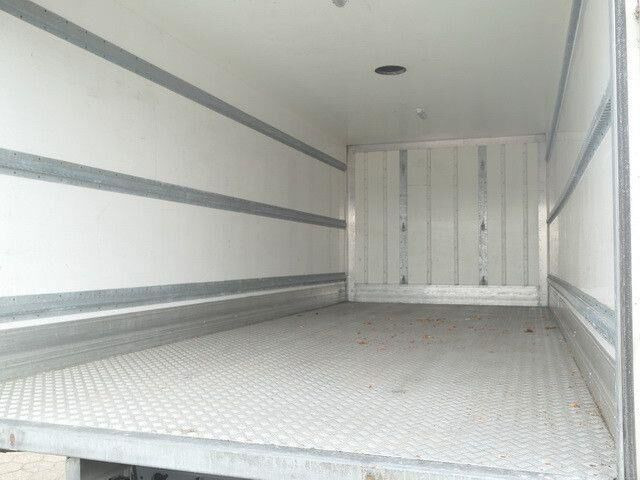 Mercedes-Benz 816 Atego, LBW, Isokoffer, Klima, 6.180mm lang - Camión caja cerrada: foto 4 Mercedes-Benz 816 Atego, LBW, Isokoffer, Klima, 6.180mm lang - Camión caja cerrada: foto 4