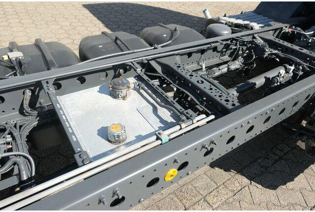 Mercedes-Benz 918 L Atego 4x2, Nebenantrieb, Standklima - Camión chasis: foto 5 Mercedes-Benz 918 L Atego 4x2, Nebenantrieb, Standklima - Camión chasis: foto 5