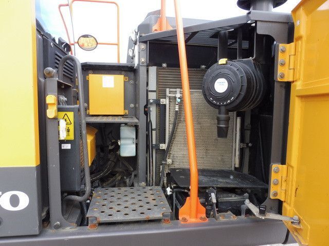 Excavadora de cadenas Volvo EC140EL, Greifer+Hammervorrichtung, Hydr. S.W.S.: foto 13
