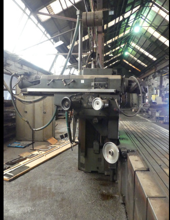 Fraiseuse universelle CNC 3 axes Huron RU 881 - Fresadora: foto 4 Fraiseuse universelle CNC 3 axes Huron RU 881 - Fresadora: foto 4