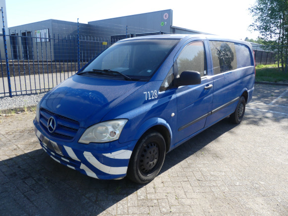 REF:7128 - Camionnette Mercedes-Benz Vito (2011-346.992 km) - Furgoneta: foto 1 REF:7128 - Camionnette Mercedes-Benz Vito (2011-346.992 km) - Furgoneta: foto 1