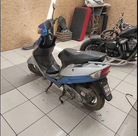 Scooter Peugeot QM50QT-6 - Otra maquinaria: foto 3 Scooter Peugeot QM50QT-6 - Otra maquinaria: foto 3