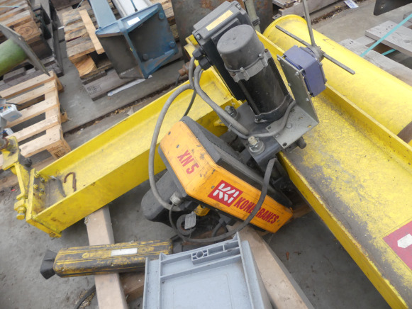 Potence de levage sur colonne Konecranes XN5 - Grúa pórtico: foto 3 Potence de levage sur colonne Konecranes XN5 - Grúa pórtico: foto 3