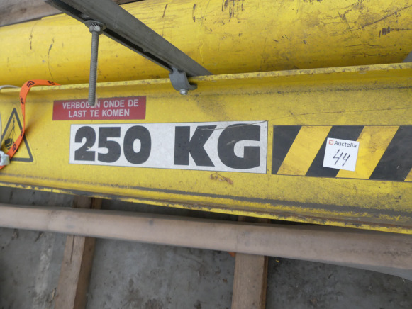 Potence de levage sur colonne Konecranes XN5 - Grúa pórtico: foto 2 Potence de levage sur colonne Konecranes XN5 - Grúa pórtico: foto 2