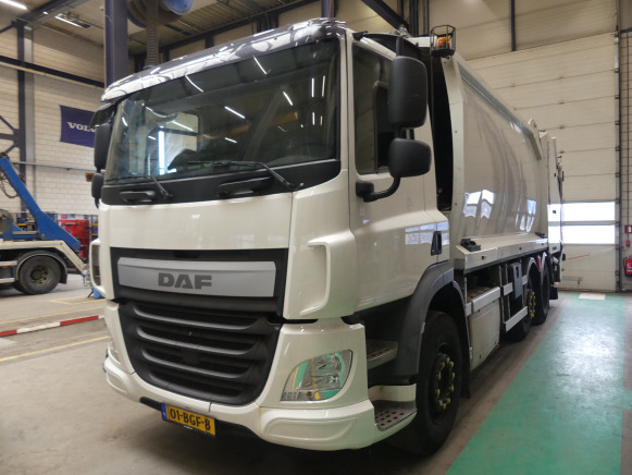 Camión de basura REF:01-BGF-8 - Camion poubelle DAF CF290FAG (2015-268.697 km): foto 1