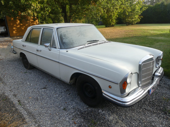 Voiture ancêtre Mercedes-Benz 280S (1972-72.399 km)( Vin: 10801610091315) - Coche: foto 3 Voiture ancêtre Mercedes-Benz 280S (1972-72.399 km)( Vin: 10801610091315) - Coche: foto 3