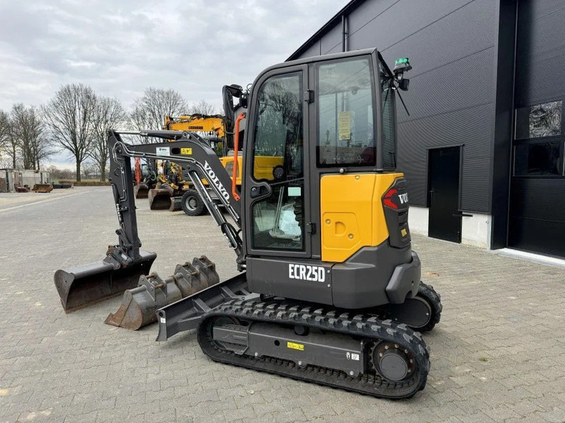 Volvo ECR25D - Miniexcavadora: foto 2 Volvo ECR25D - Miniexcavadora: foto 2