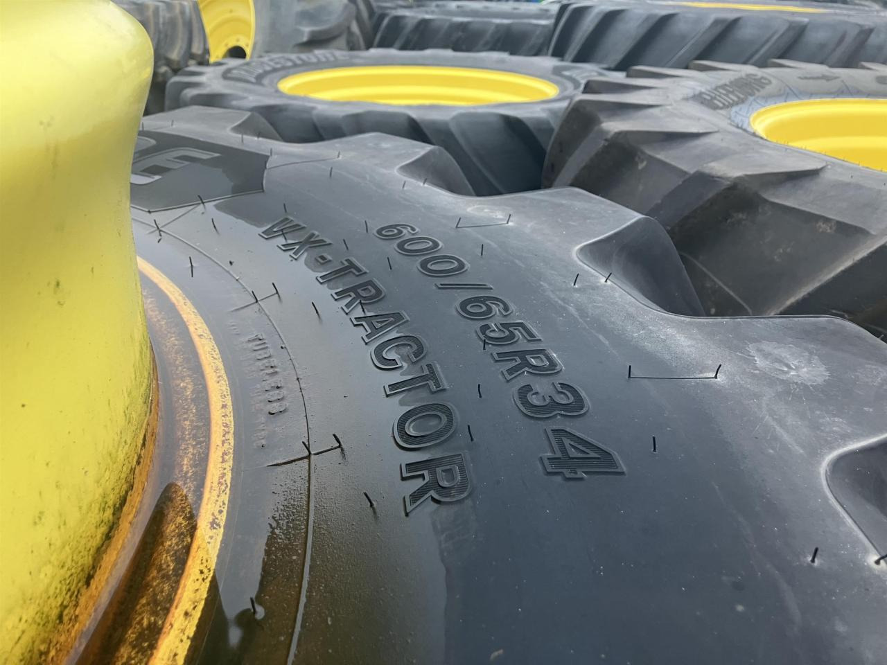 Bridgestone 600/65R34 - Neumático para Maquinaria agrícola: foto 4 Bridgestone 600/65R34 - Neumático para Maquinaria agrícola: foto 4