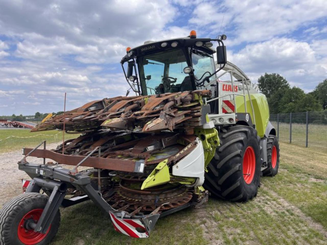 CLAAS Jaguar 980 - Cosechadora de forraje: foto 1 CLAAS Jaguar 980 - Cosechadora de forraje: foto 1
