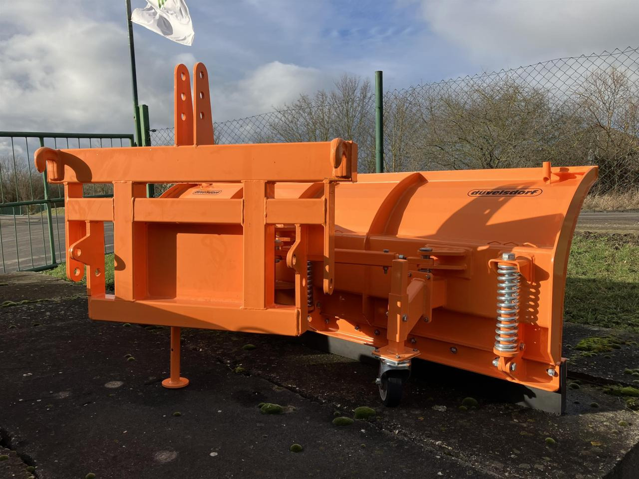 Düvelsdorf DSK AFS 2,50 m - Cazo: foto 3 Düvelsdorf DSK AFS 2,50 m - Cazo: foto 3