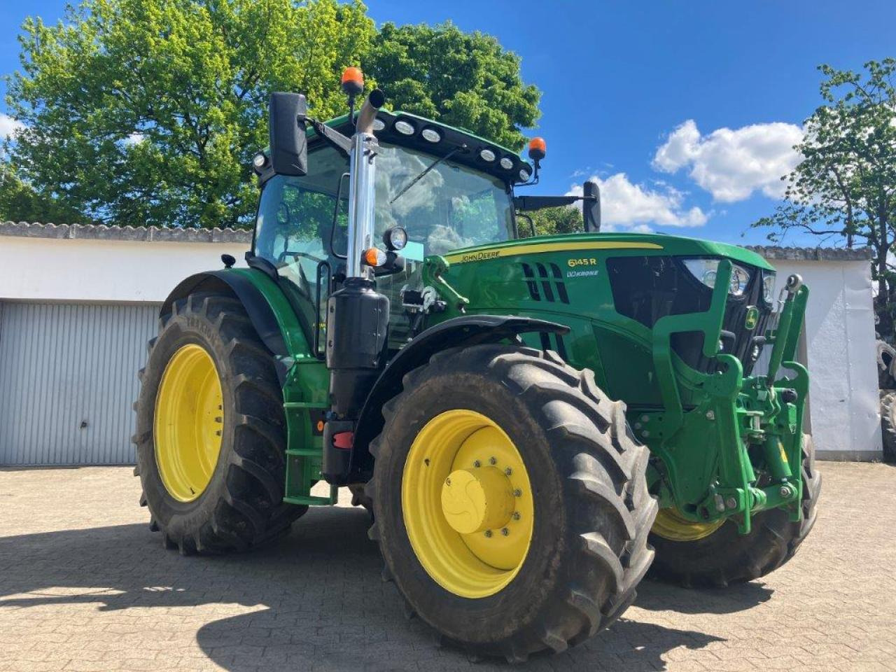 John Deere 6145R - Tractor: foto 2 John Deere 6145R - Tractor: foto 2