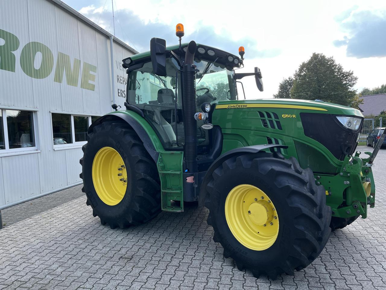 John Deere 6150R - Tractor: foto 2 John Deere 6150R - Tractor: foto 2