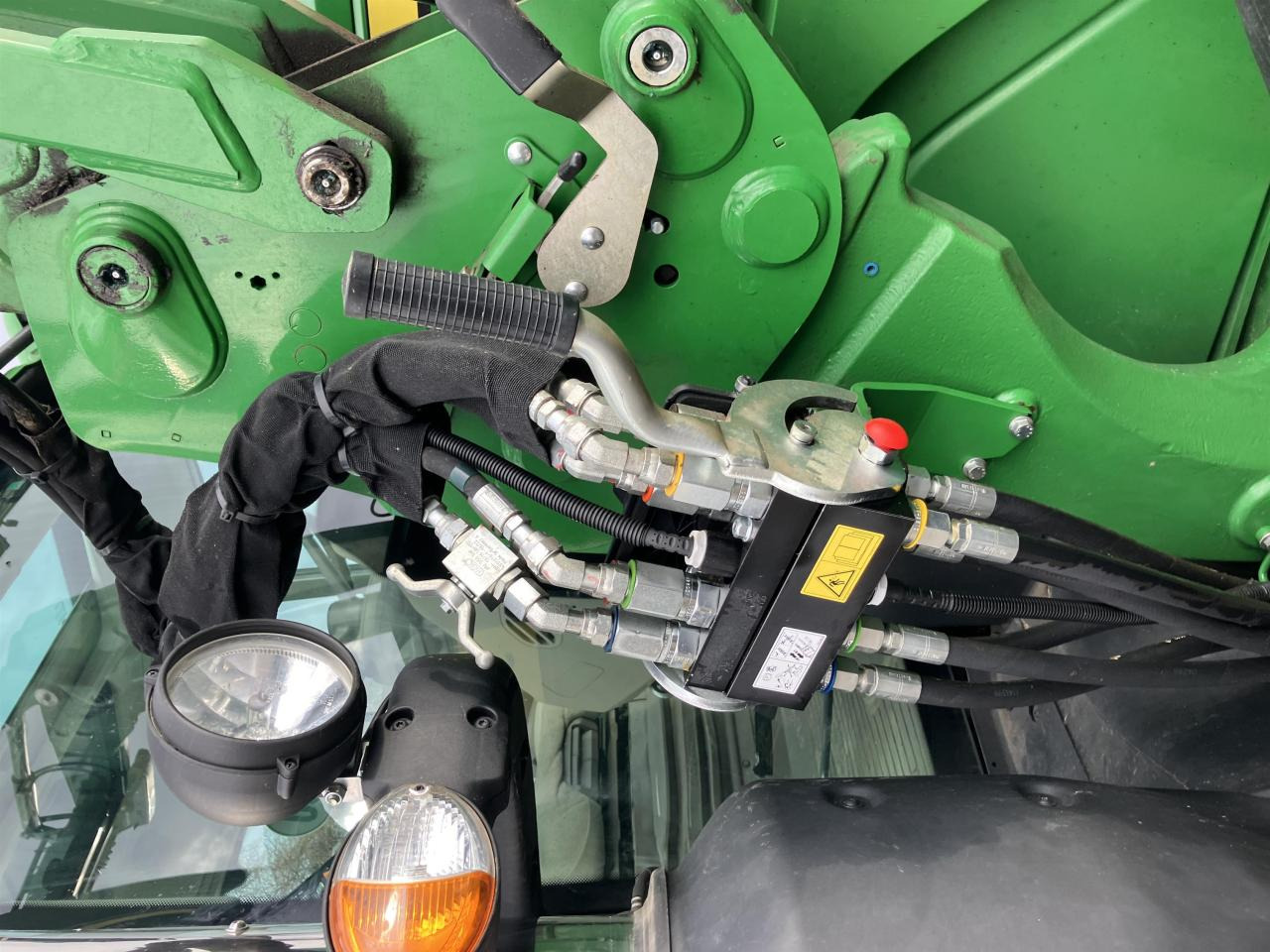 John Deere 6R 155 - Tractor: foto 5 John Deere 6R 155 - Tractor: foto 5