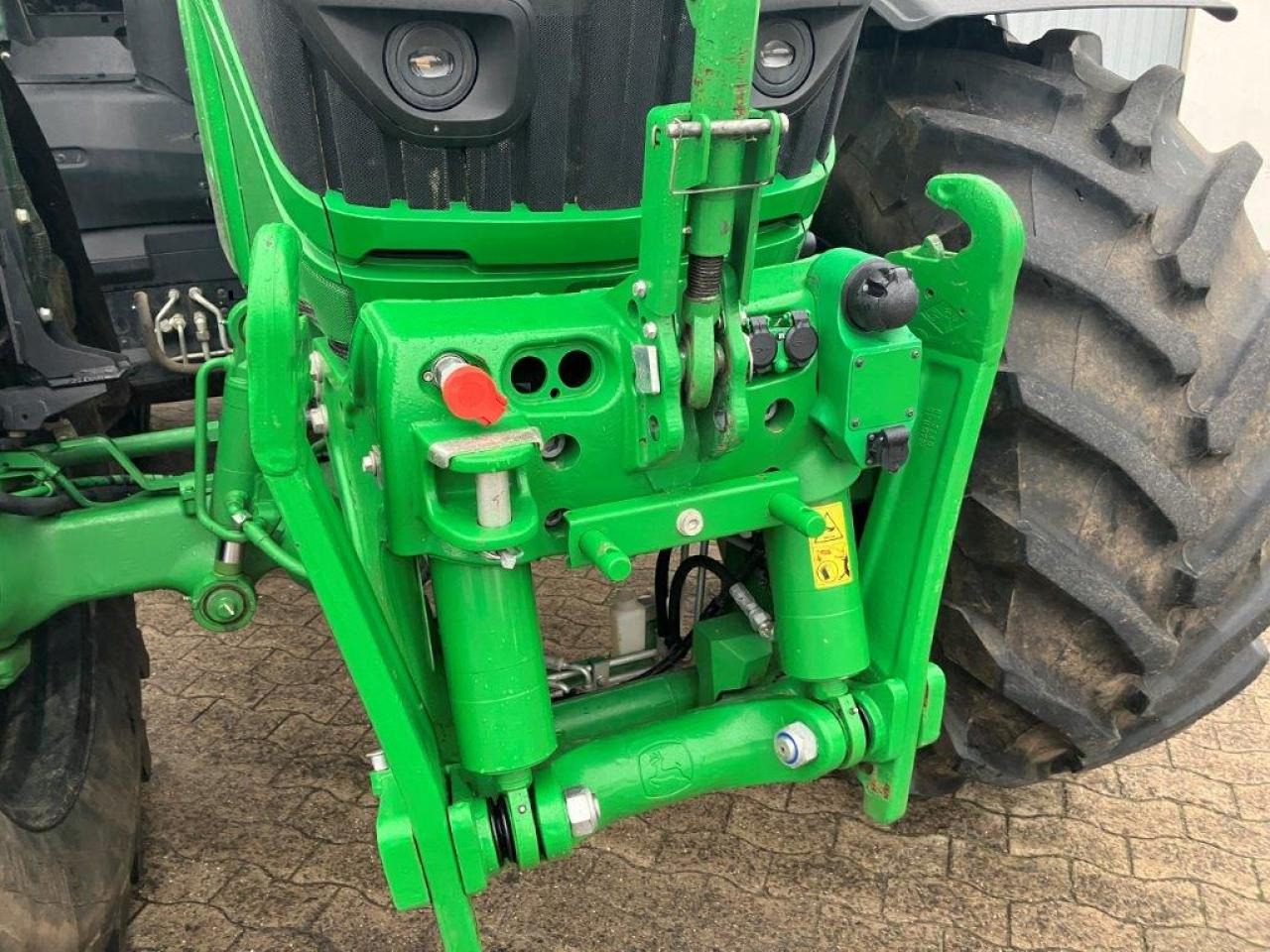 John Deere 6R 250 - Tractor: foto 4 John Deere 6R 250 - Tractor: foto 4