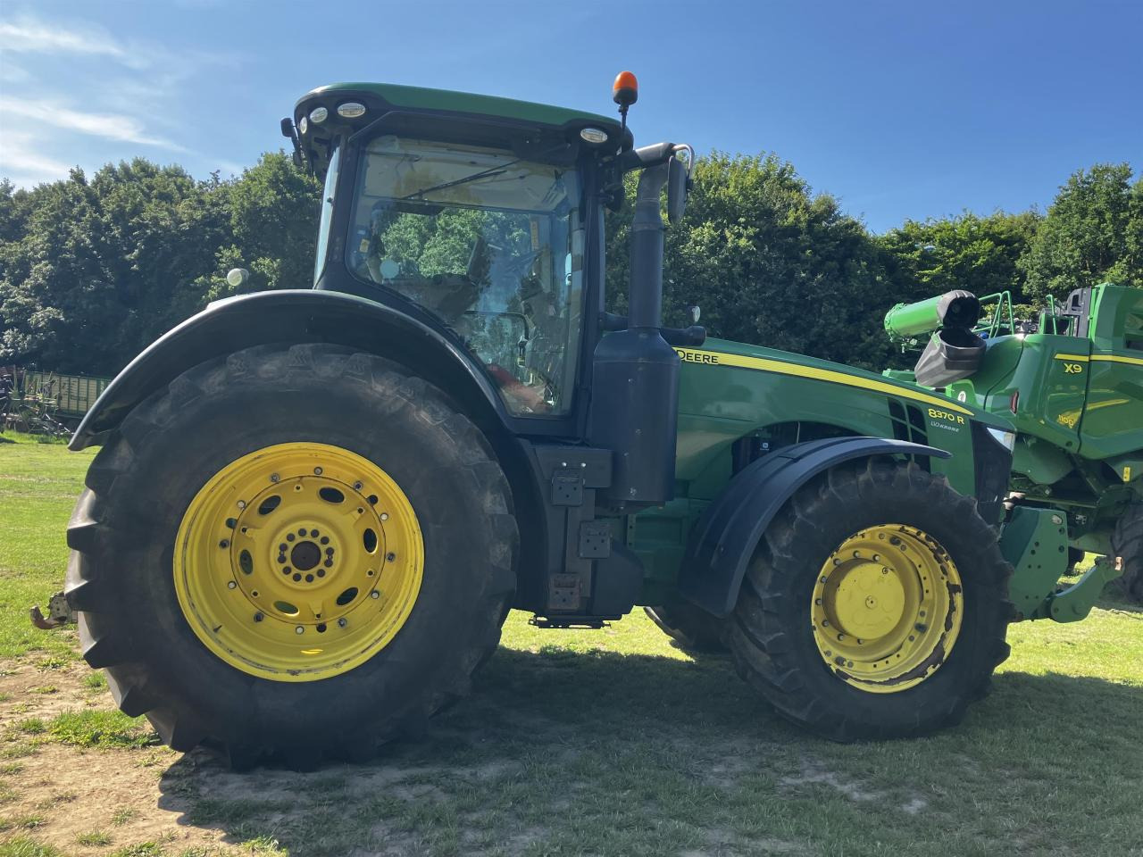 John Deere 8370R - Tractor: foto 2 John Deere 8370R - Tractor: foto 2