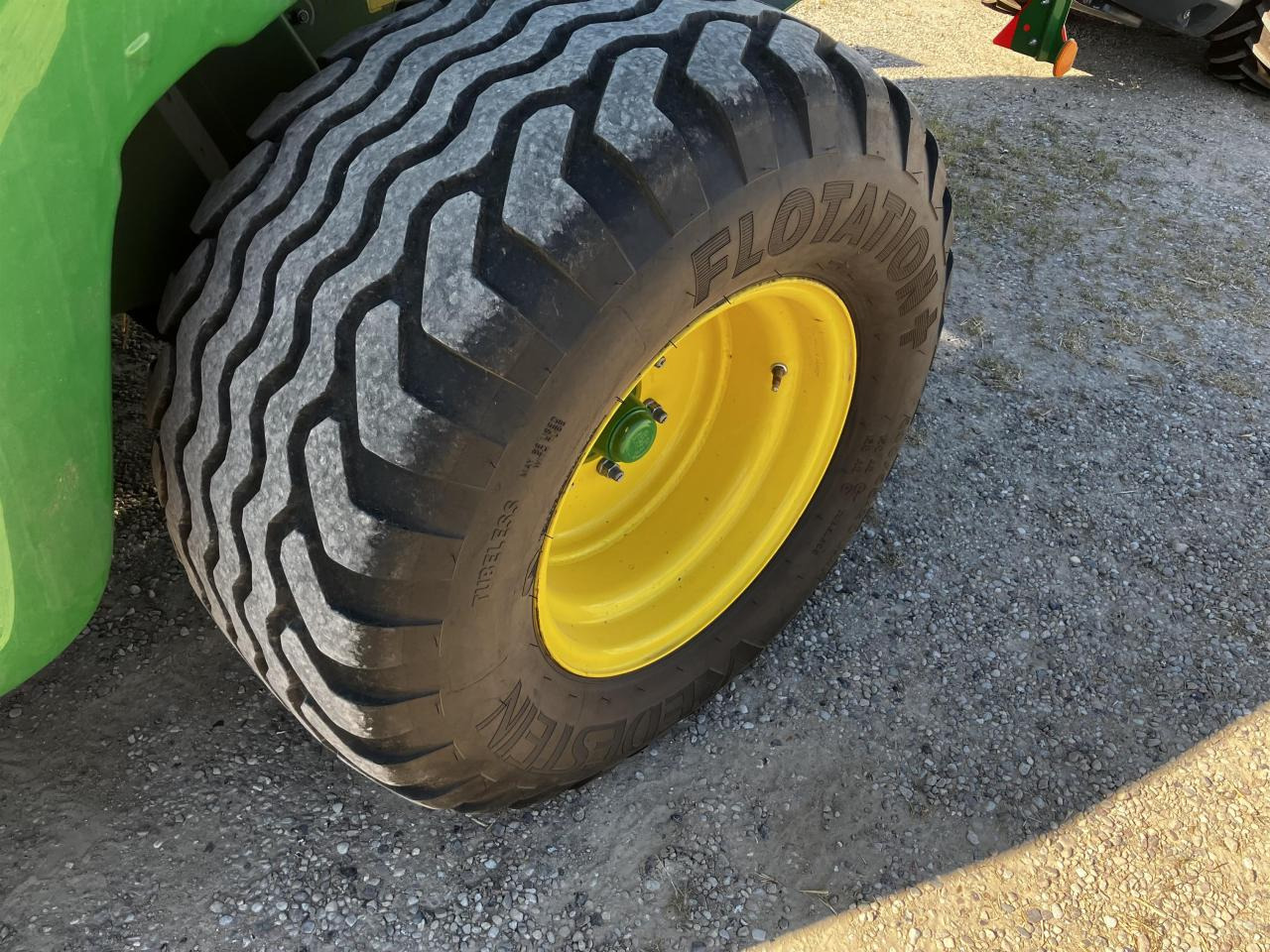 John Deere V461M MaxiCut HC13 - Rotoempacadora: foto 4 John Deere V461M MaxiCut HC13 - Rotoempacadora: foto 4