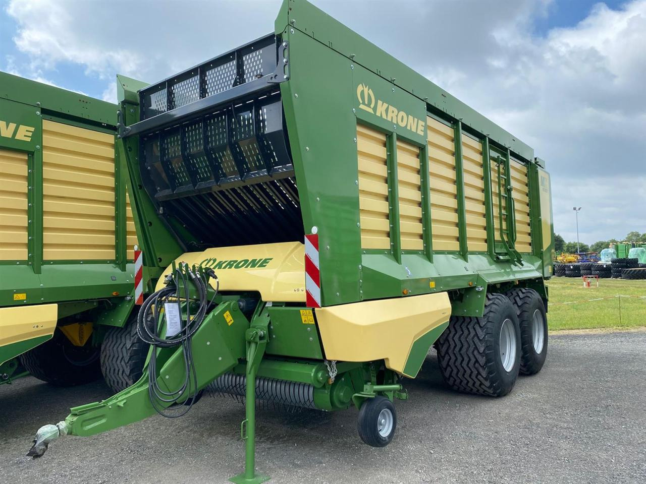Krone MX 370 GD - Remolque autocargador: foto 1 Krone MX 370 GD - Remolque autocargador: foto 1