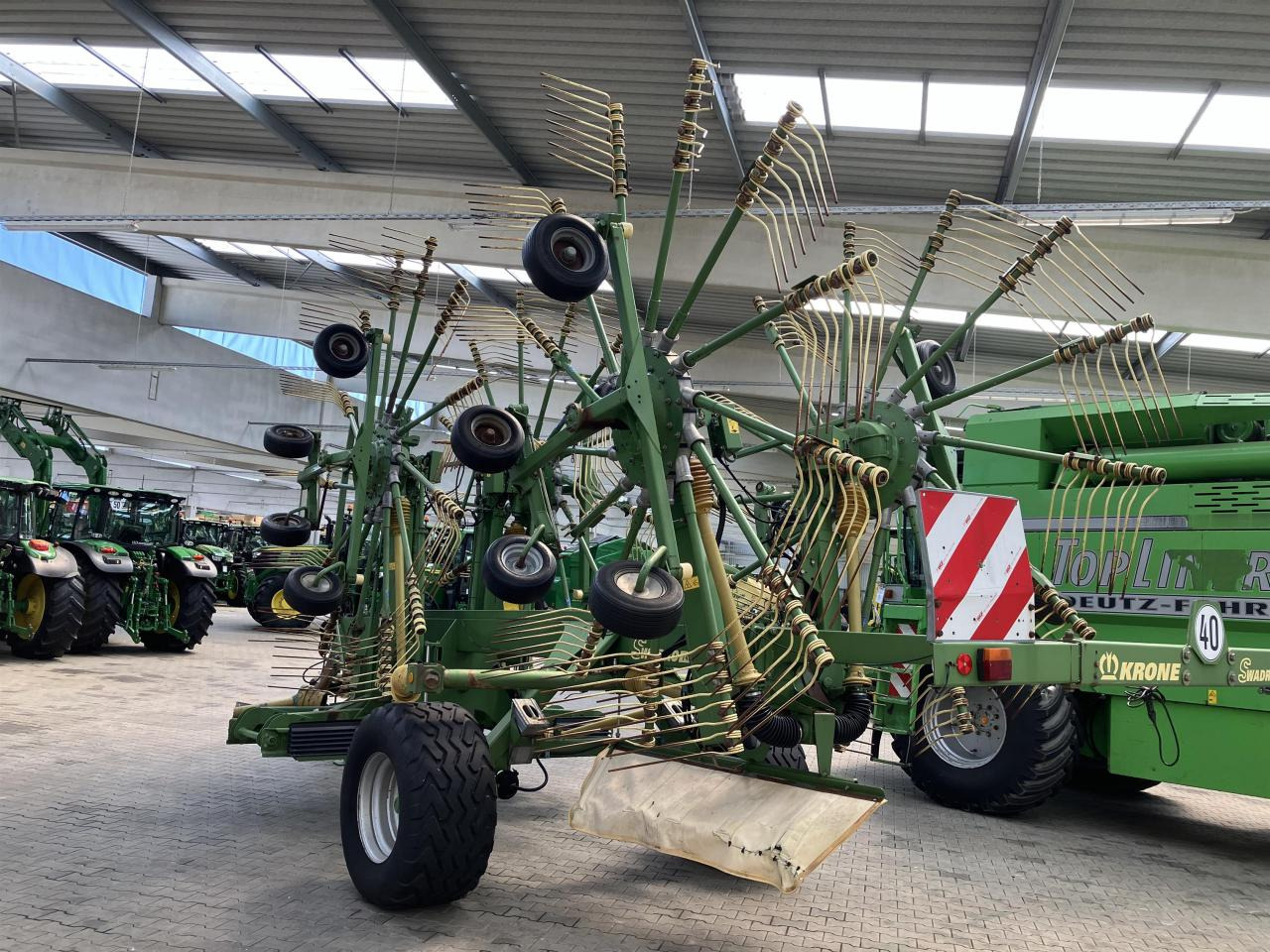 Krone Swadro 1400 - Henificadora: foto 3 Krone Swadro 1400 - Henificadora: foto 3
