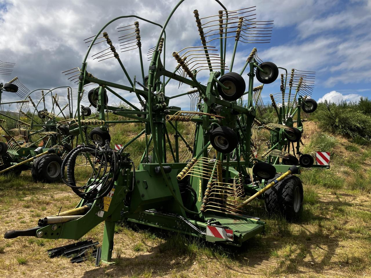 Krone Swadro 1400 Plus - Henificadora: foto 3 Krone Swadro 1400 Plus - Henificadora: foto 3