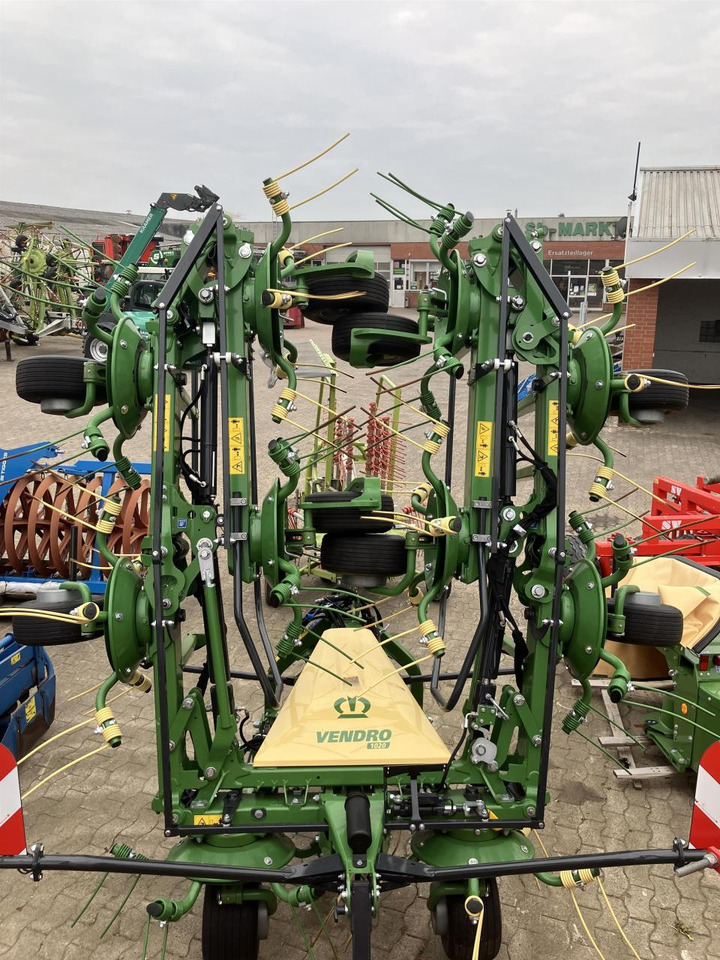 Krone Vendro 1020 - Henificadora: foto 2 Krone Vendro 1020 - Henificadora: foto 2
