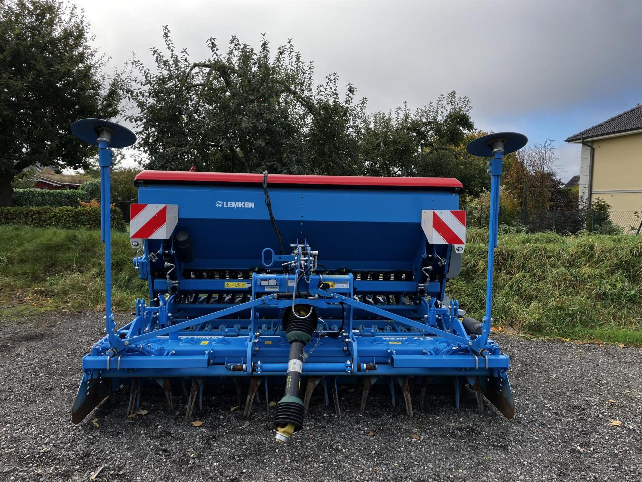Lemken Saphir 9/300 - Sembradora: foto 1 Lemken Saphir 9/300 - Sembradora: foto 1