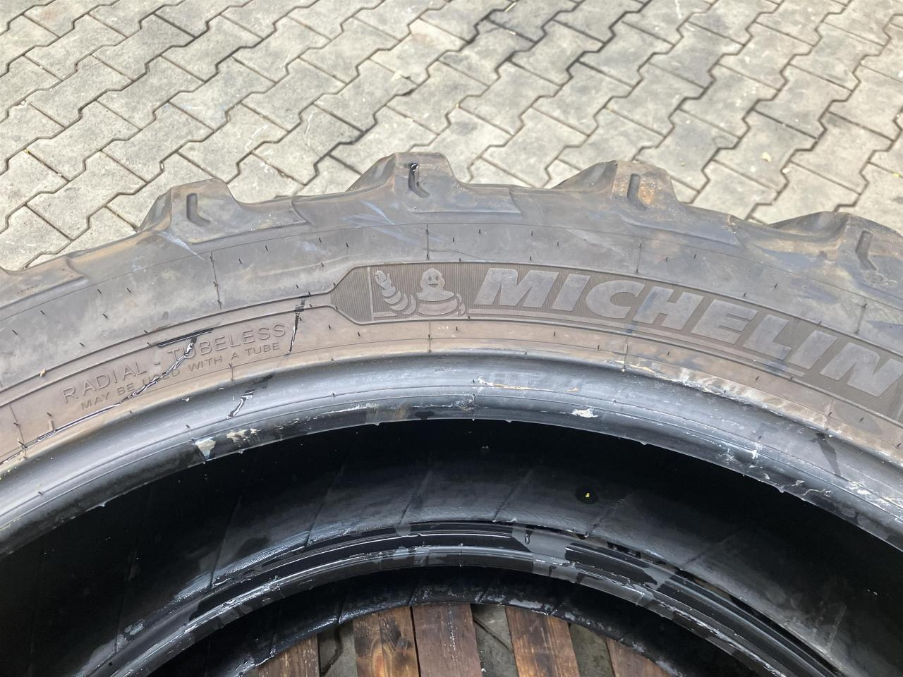 Michelin 320/85R38 - Neumático para Maquinaria agrícola: foto 2 Michelin 320/85R38 - Neumático para Maquinaria agrícola: foto 2