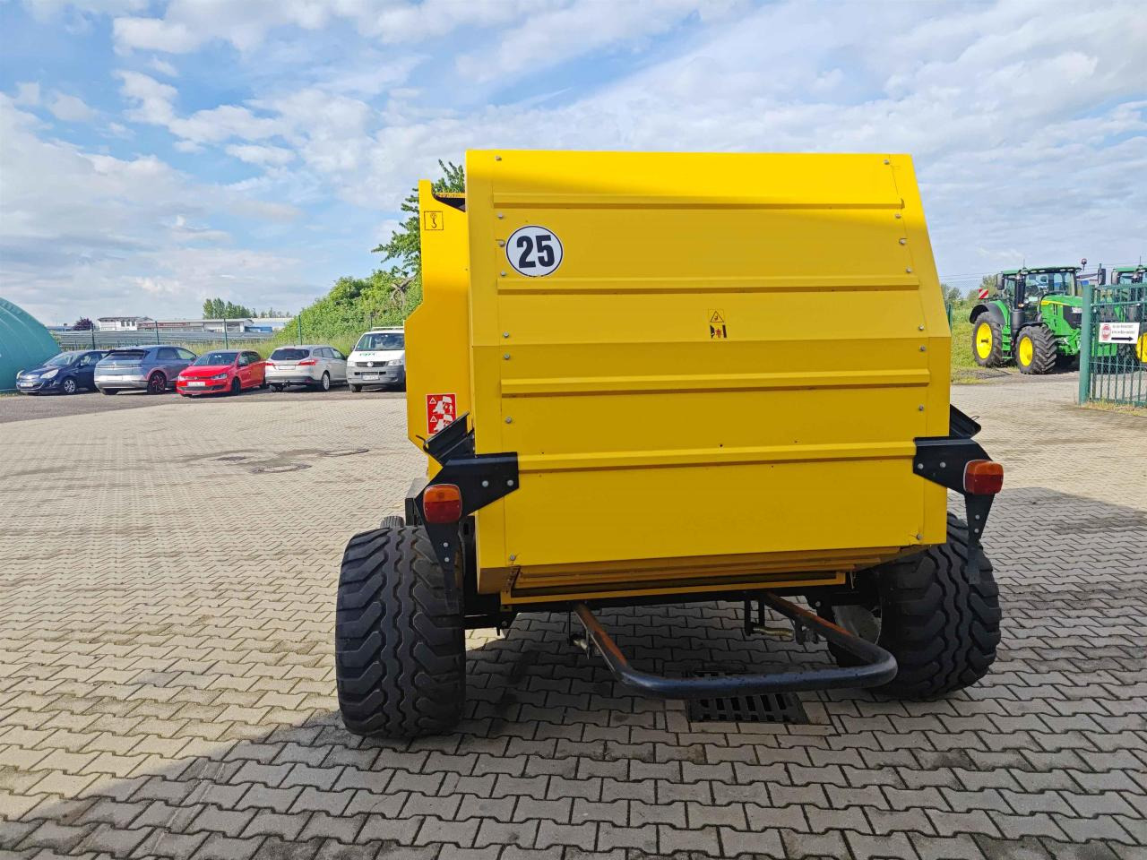 New Holland BR6090 - Rotoempacadora: foto 4 New Holland BR6090 - Rotoempacadora: foto 4