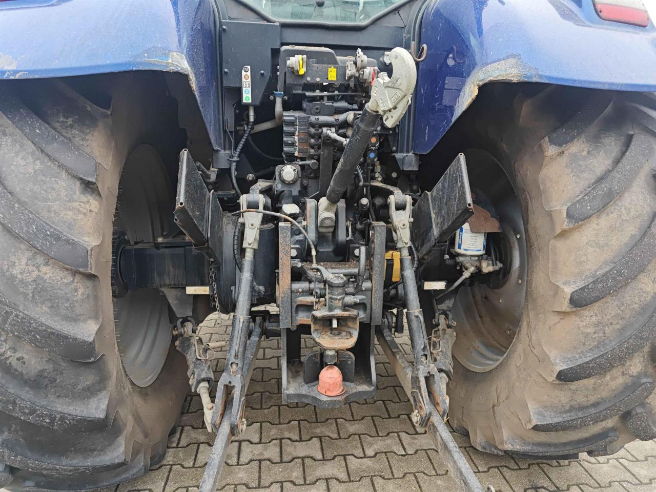 New Holland T7.200 - Tractor: foto 4 New Holland T7.200 - Tractor: foto 4