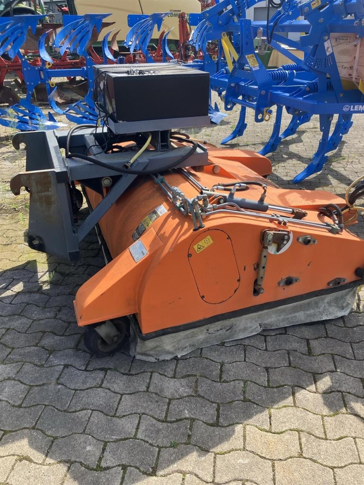 Tuchel Exclusiv 200 HG - Barredora cucharón: foto 2 Tuchel Exclusiv 200 HG - Barredora cucharón: foto 2