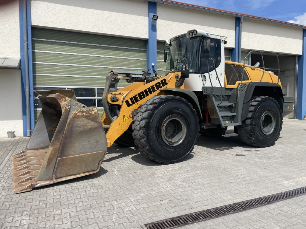 Liebherr L 576 - Cargadora de ruedas: foto 1 Liebherr L 576 - Cargadora de ruedas: foto 1