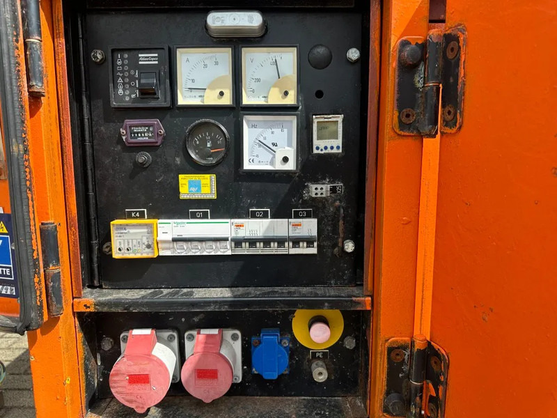 Atlas-Copco QAS 18 Yanmar Mecc Alte Spa 18 kVA Silent generatorset - Generador industriale: foto 2 Atlas-Copco QAS 18 Yanmar Mecc Alte Spa 18 kVA Silent generatorset - Generador industriale: foto 2