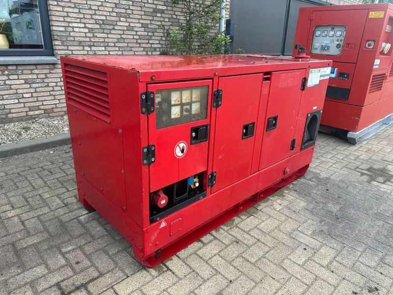 Atlas-Copco QAS 38 Yanmar Mecc Alte Spa 40 kVA Silent generatorset - Generador industriale: foto 2 Atlas-Copco QAS 38 Yanmar Mecc Alte Spa 40 kVA Silent generatorset - Generador industriale: foto 2