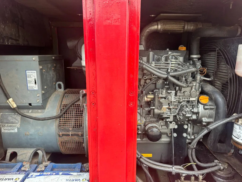 Atlas-Copco QAS 38 Yanmar Mecc Alte Spa 40 kVA Silent generatorset - Generador industriale: foto 5 Atlas-Copco QAS 38 Yanmar Mecc Alte Spa 40 kVA Silent generatorset - Generador industriale: foto 5
