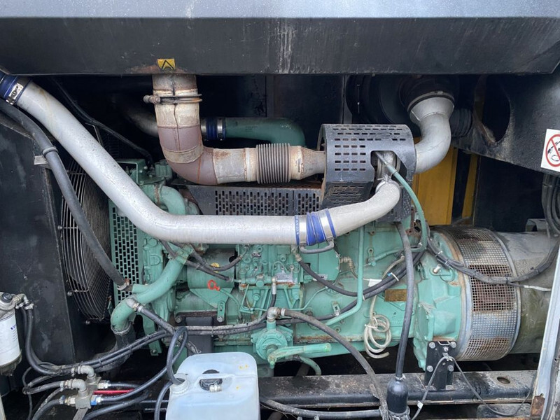 Generador industriale Atlas-Copco Volvo Mecc Alte Spa 300 kVA Silent generatorset: foto 11 Generador industriale Atlas-Copco Volvo Mecc Alte Spa 300 kVA Silent generatorset: foto 11