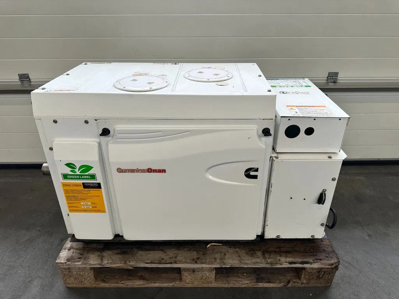 Cummins Onan MDKBP Kubota 4 cilinder Diesel 13.5 kVA Marine Silent generatorset - Generador industriale: foto 4 Cummins Onan MDKBP Kubota 4 cilinder Diesel 13.5 kVA Marine Silent generatorset - Generador industriale: foto 4