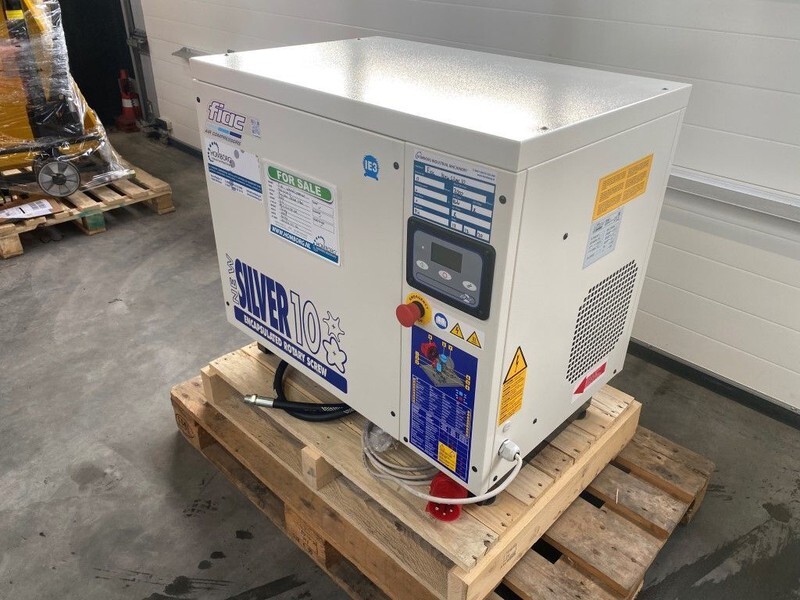 Fiac New Silver 10 Silent 7.5 kW 860 L / min 10 bar Elektrische Schroefcompressor - Compresor de aire: foto 3 Fiac New Silver 10 Silent 7.5 kW 860 L / min 10 bar Elektrische Schroefcompressor - Compresor de aire: foto 3