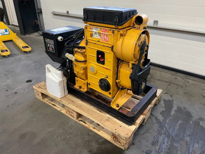 Hatz 2M40H Stamford 25 kVA generatorset - Generador industriale: foto 2 Hatz 2M40H Stamford 25 kVA generatorset - Generador industriale: foto 2