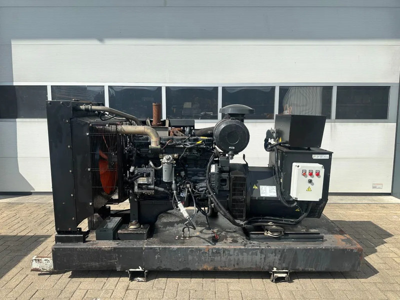 Himoinsa Iveco NEF 60 TE2 Stamford 200 kVA generatorset - Generador industriale: foto 1 Himoinsa Iveco NEF 60 TE2 Stamford 200 kVA generatorset - Generador industriale: foto 1