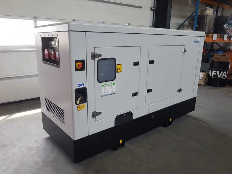 Himoinsa Iveco Stamford 120 kVA Supersilent Rental generatorset New ! - Generador industriale: foto 4 Himoinsa Iveco Stamford 120 kVA Supersilent Rental generatorset New ! - Generador industriale: foto 4