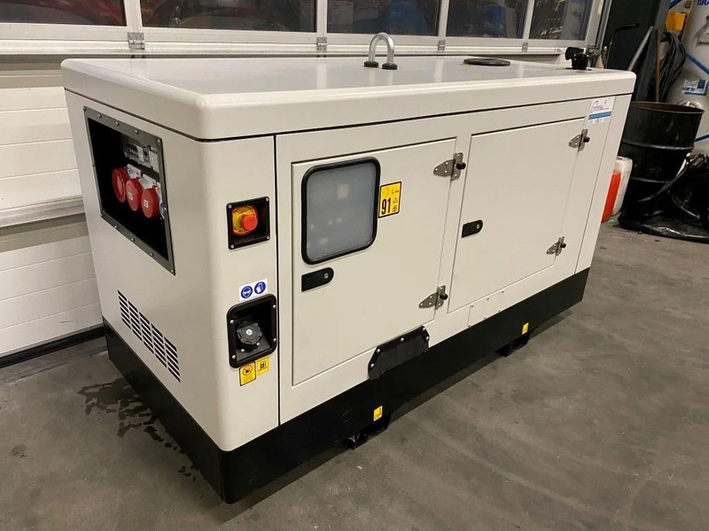 Himoinsa Yanmar Stamford 45 kVA Supersilent generatorset Nieuw ! - Generador industriale: foto 2 Himoinsa Yanmar Stamford 45 kVA Supersilent generatorset Nieuw ! - Generador industriale: foto 2