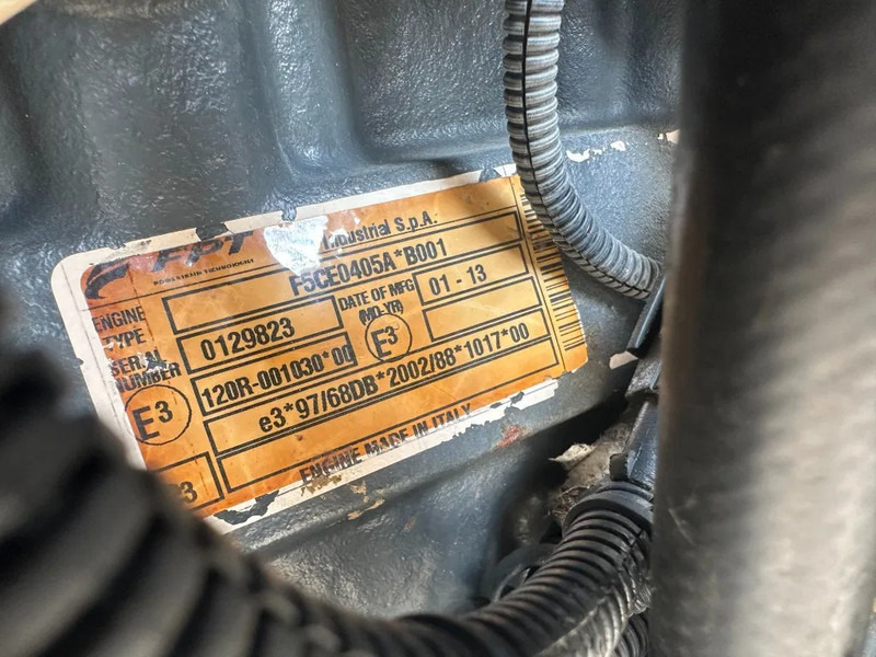 Iveco FPT F32 AM1A Leroy Somer 32 kVA Silent generatorset 368 hours ! - Generador industriale: foto 5 Iveco FPT F32 AM1A Leroy Somer 32 kVA Silent generatorset 368 hours ! - Generador industriale: foto 5