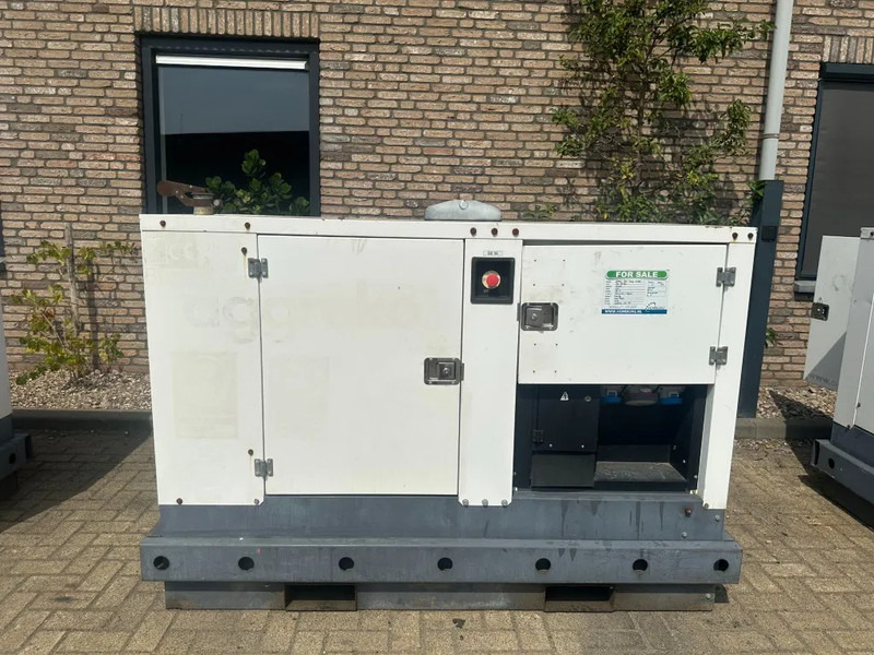 Iveco FPT F32 AM1A Leroy Somer 32 kVA Silent generatorset 368 hours ! - Generador industriale: foto 1 Iveco FPT F32 AM1A Leroy Somer 32 kVA Silent generatorset 368 hours ! - Generador industriale: foto 1